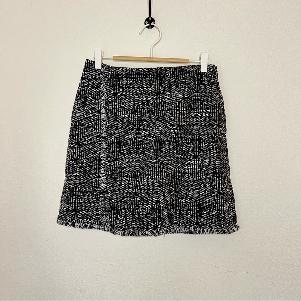 Banana Republic Black and White Mini Skirt